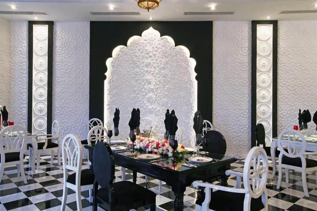 CHLOE GALLERY HOTEL SAIGON