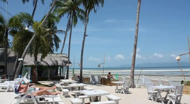 LIME N SODA BEACHFRONT RESORT