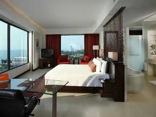 AMARI SUITES WING