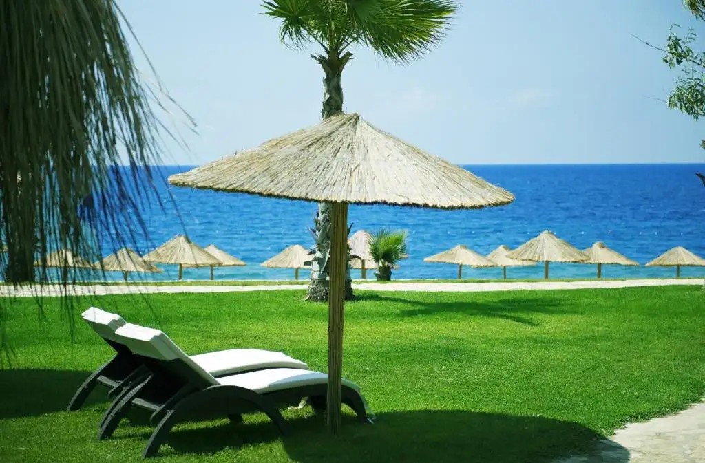 FLORA GARDEN BEACH ADULTS ONLY 16+