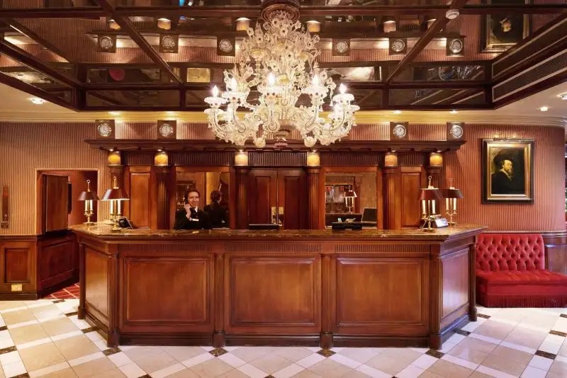 RUBENS AT THE PALACE