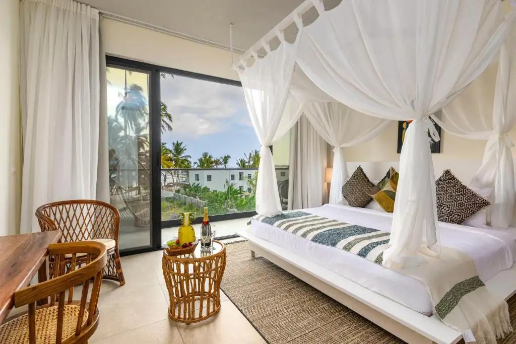 TOA HOTEL & SPA