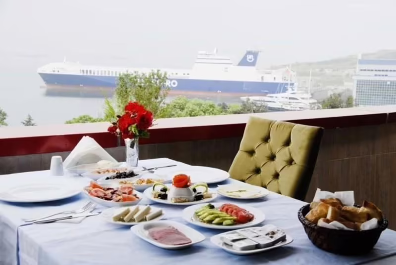LOUNGE BOUTIQUE HOTEL