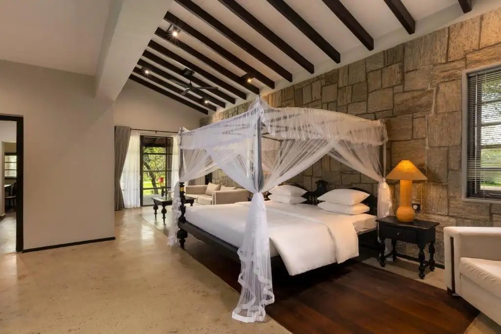 AYUGIRI AYURVEDA WELLNESS RESORT SIGIRIYA