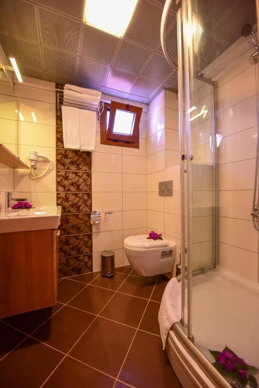 PERDIKIA HILL FAMILY RESORT