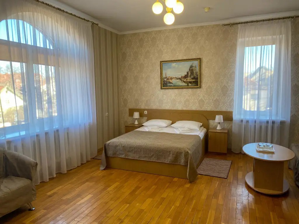 КРАНЦ ОТЕЛЬ