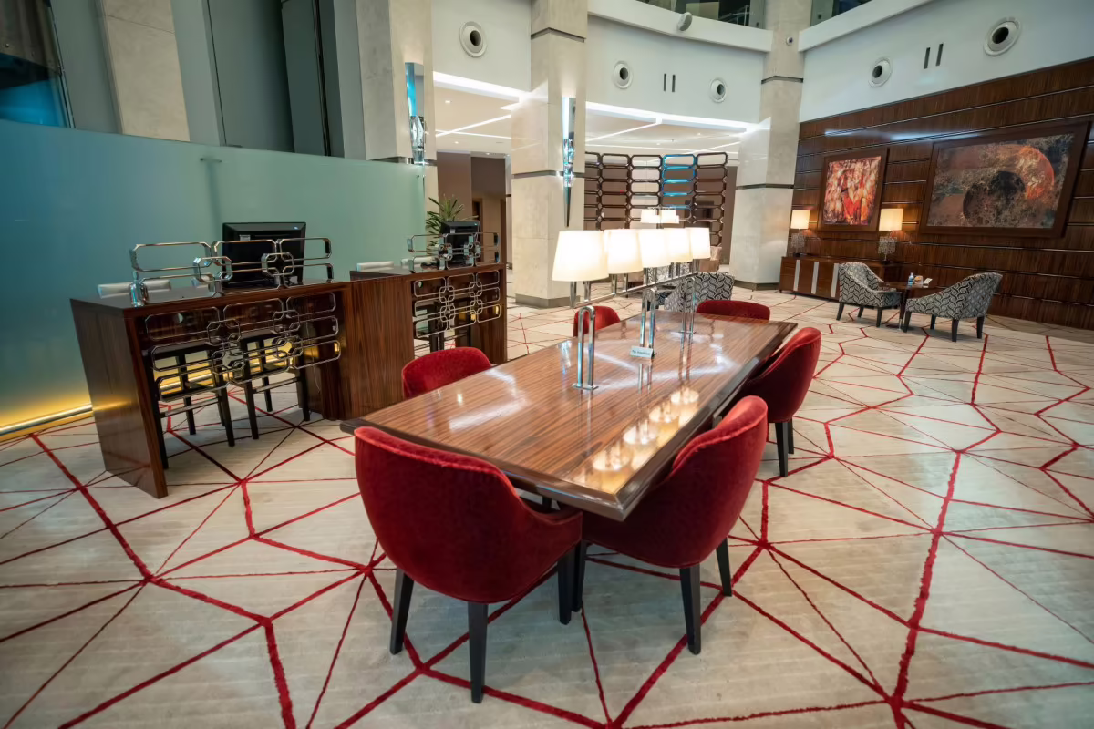 FLY INN BAKU (EX.SHERATON BAKU AIRPORT)