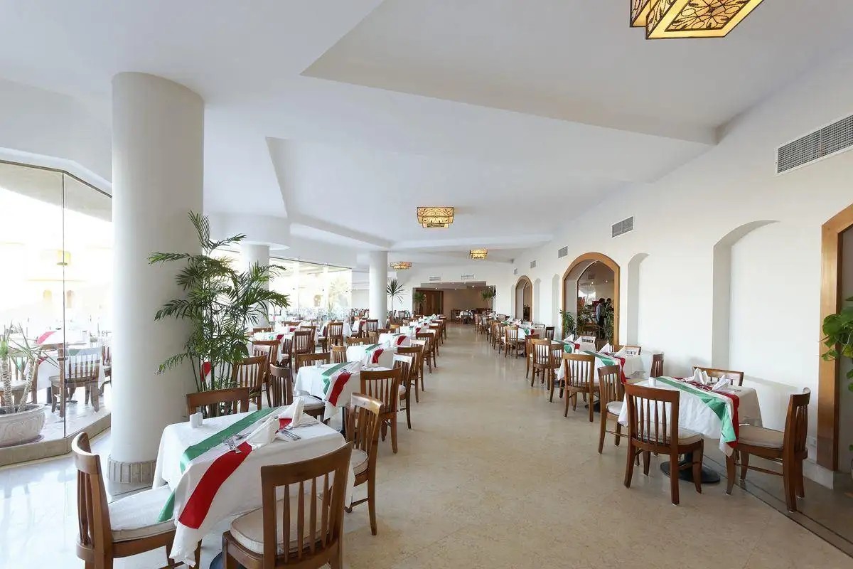 THE THREE CORNERS FAYROUZ PLAZA BEACH RESORT