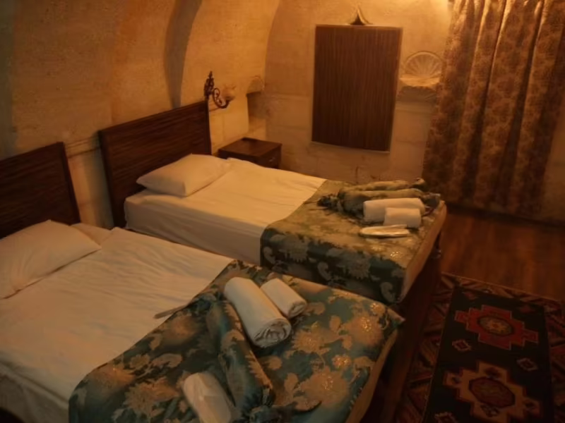 ROSE VALLEY HOTEL