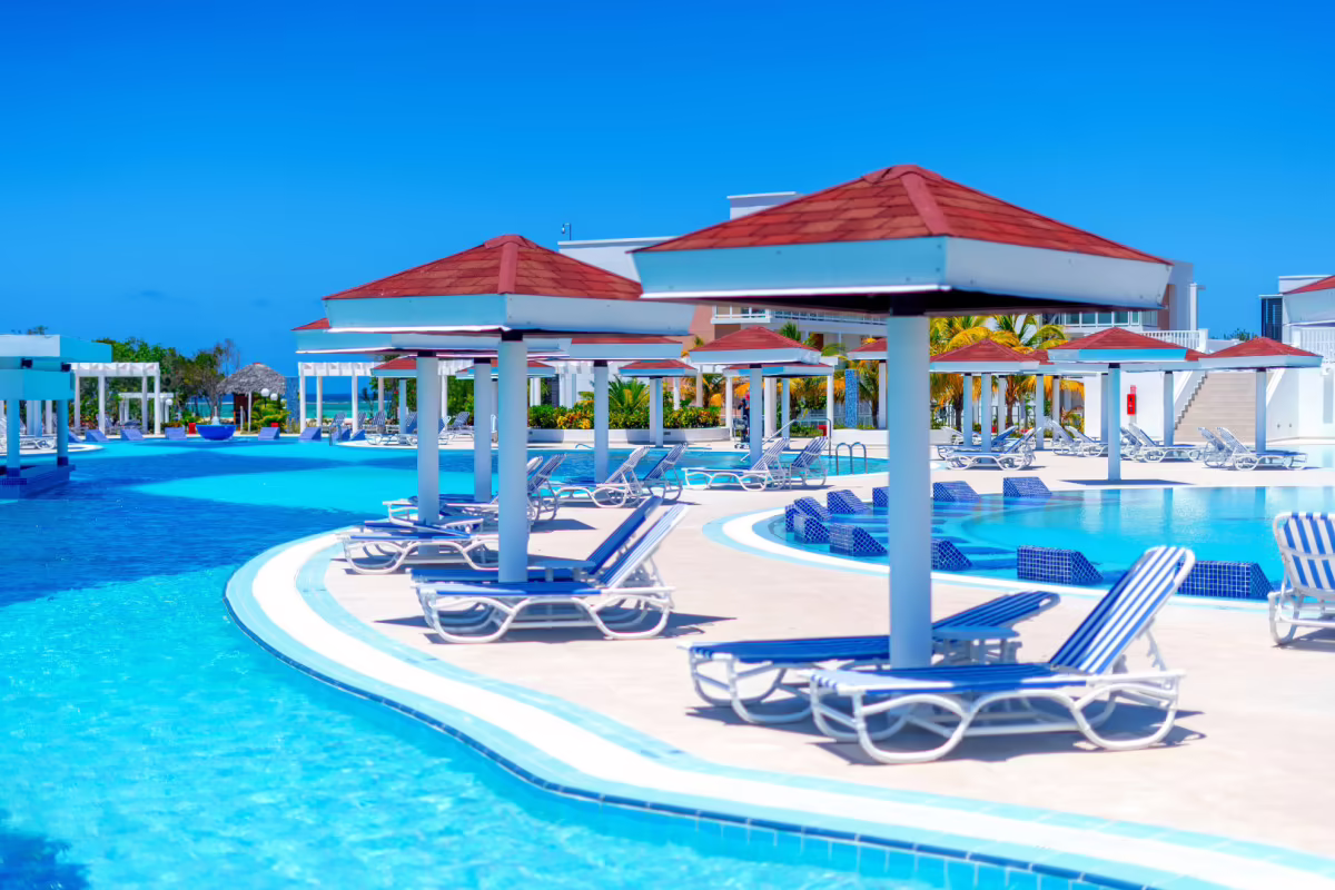 GRAND MUTHU ENSENADA