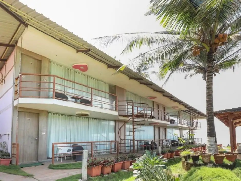 BOOMERANG BEACH RESORT ASHVEM