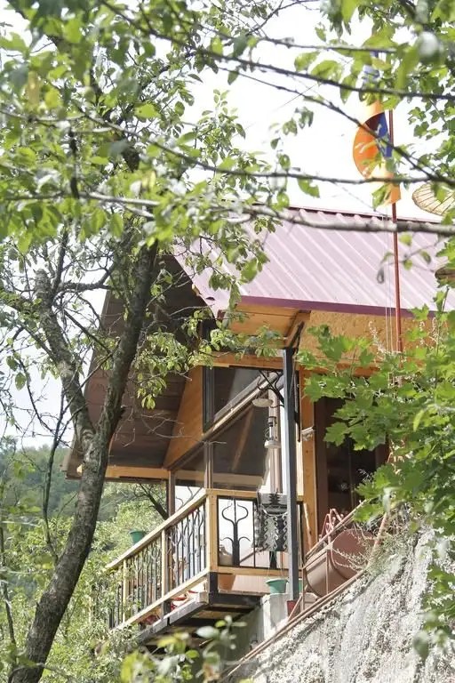 DARAVAND GUEST HOUSE