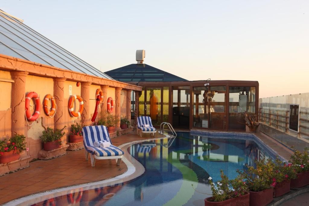SEA VIEW HOTEL