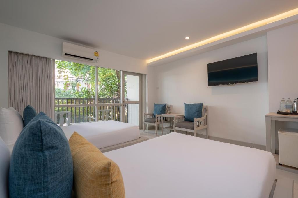 SUNSHINE GARDEN RESORT
