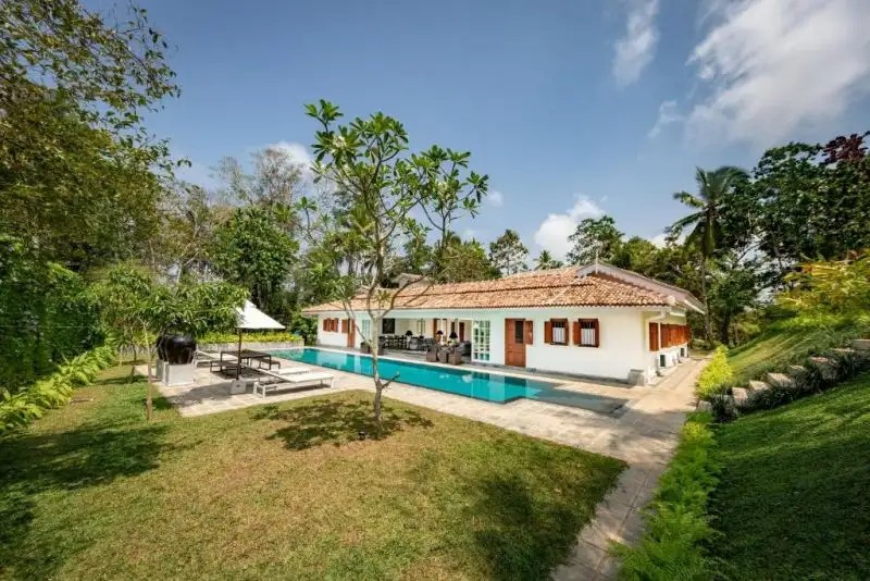 TARU VILLAS LEELA WALAUWWA