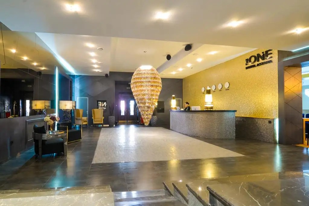 THE ONE HOTEL