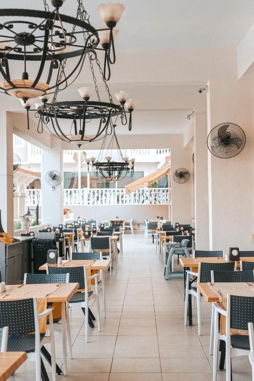 VIKING GARDEN HOTEL (EX. GARDEN RESORT BERGAMOT)
