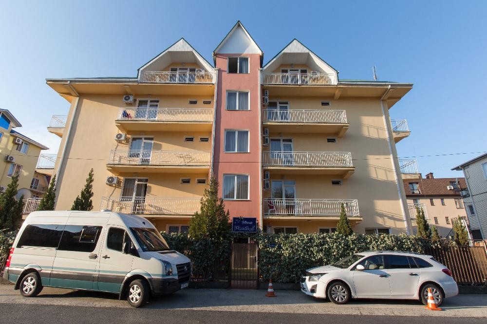 РОСТОВ АДЛЕР