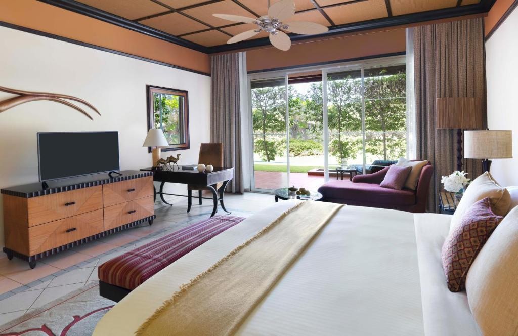 DESERT ISLAND RESORT & SPA BY ANANTARA