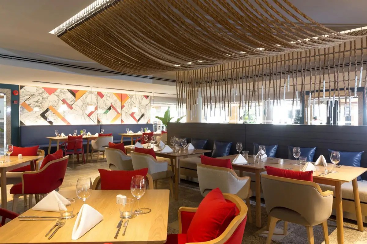 PULLMAN PHUKET PANWA BEACH RESORT (EX. RADISSON PLAZA RESORT PANWA BEACH)