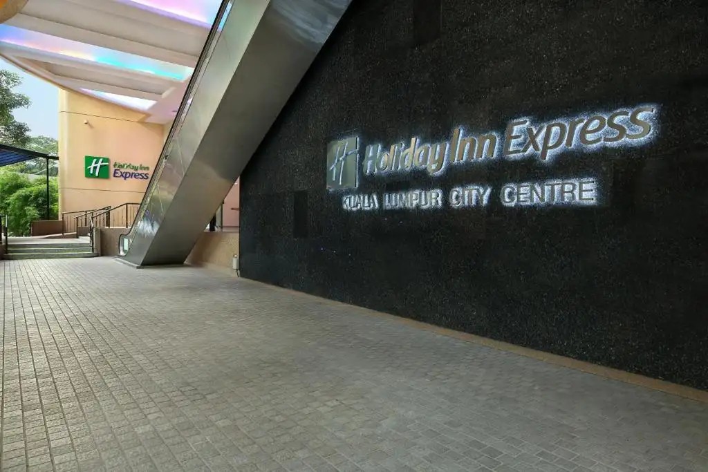 HOLIDAY INN EXPRESS CITY CENTRE