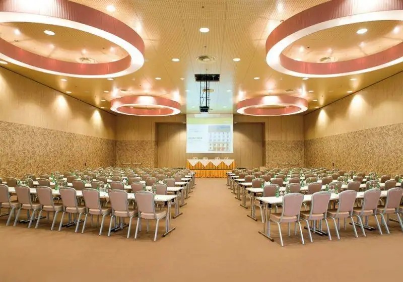 AUSTRIA TREND SAVOYEN