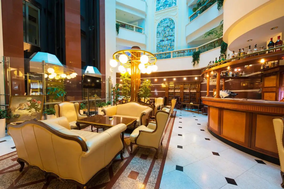 ЕВРОПА (EUROPE)