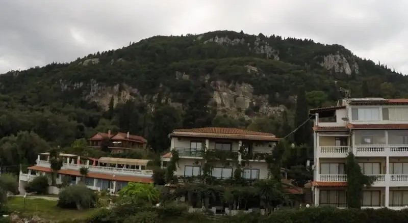 ANDROMACHES HOLIDAY APARTMENTS