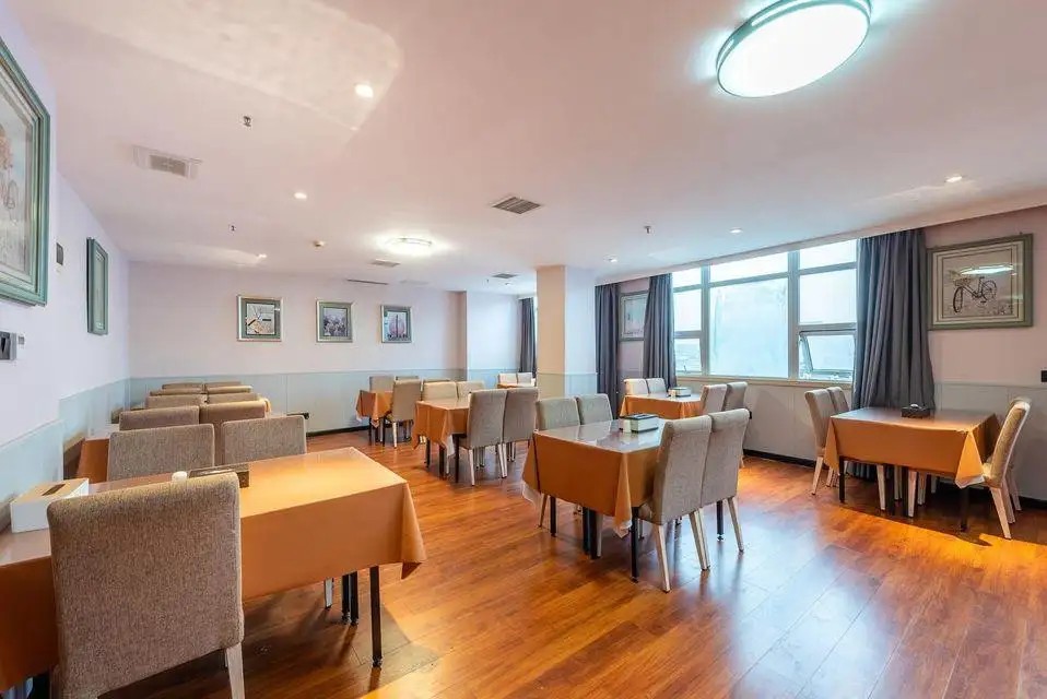 BAILI AIRPORT HOTEL