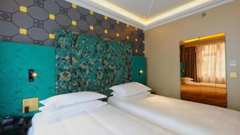 JINJIANG METROPOLO SHANGHAI XINTIANDI HOTEL