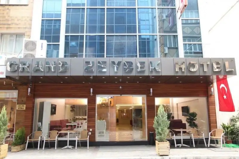 GRAND ZEYBEK