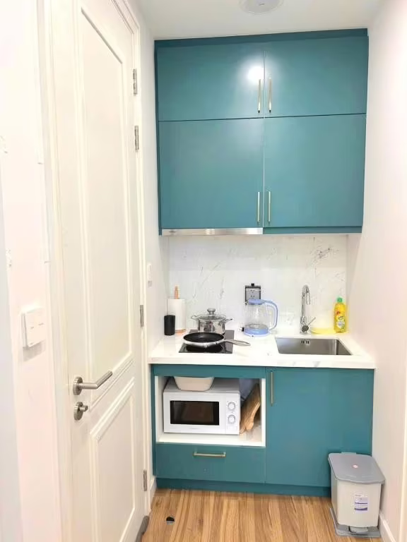 AZURE PREMIUM APARTMENTS
