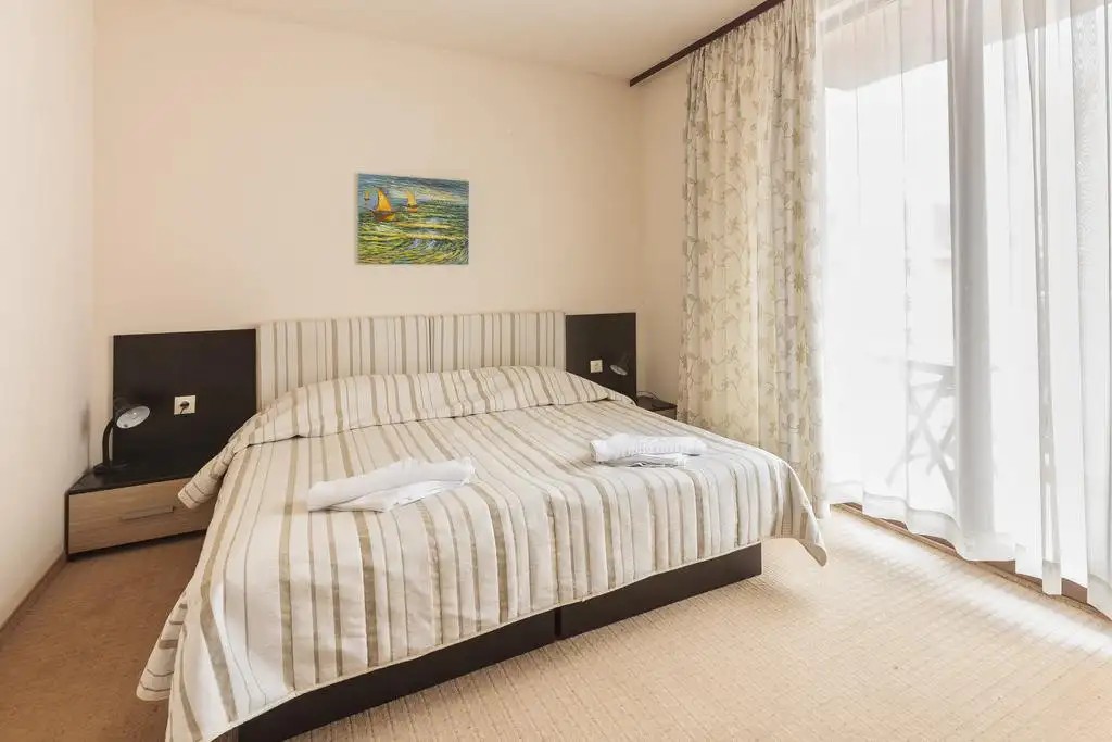 TARSIS CLUB & SPA APT