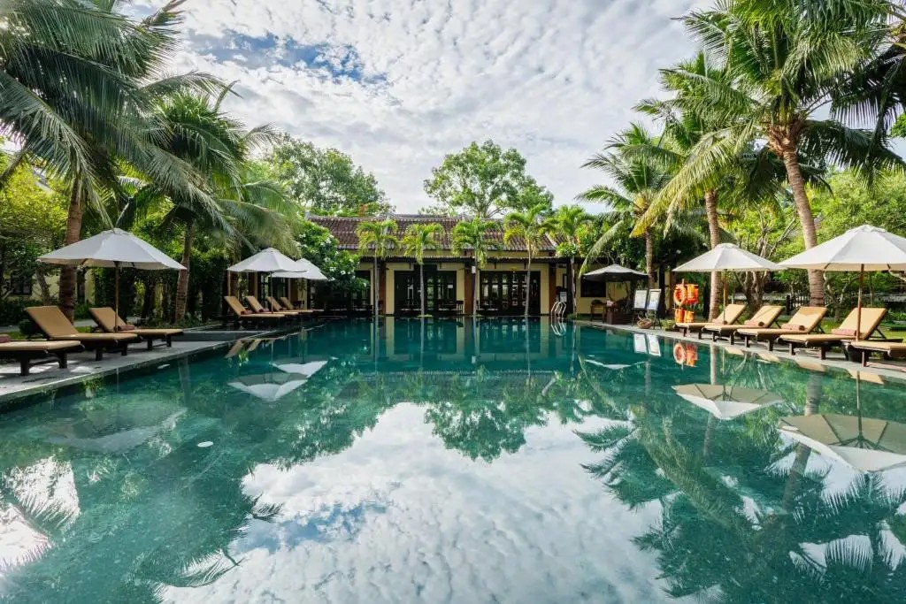 MULBERRY COLLECTION SILK VILLAGE HOI AN