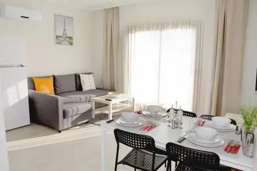 MAYE RESIDENCE