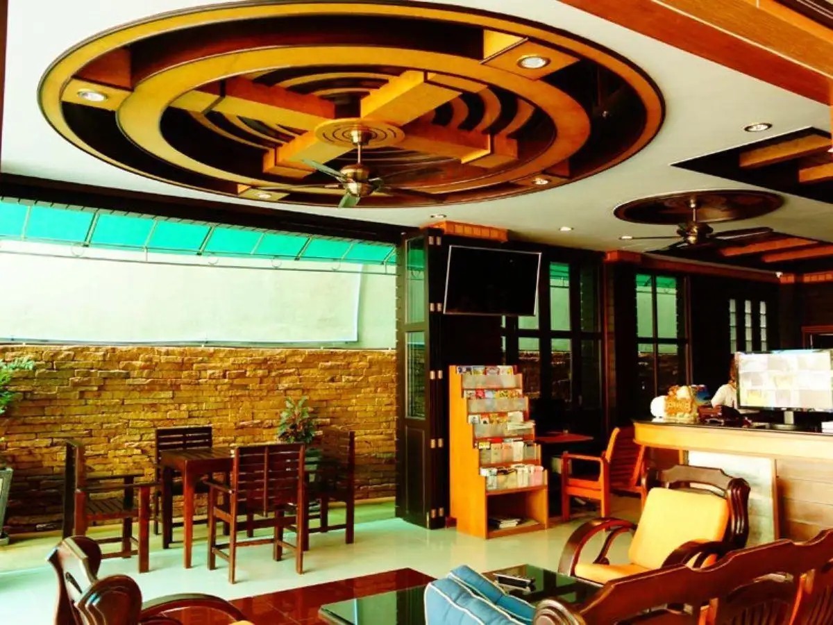 LUCKY RESIDENCE