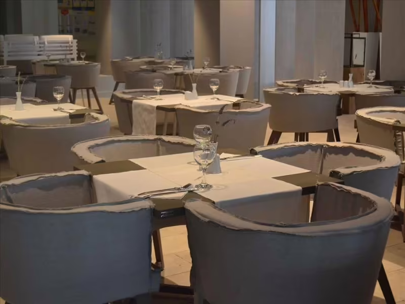 THE BAY HOTEL & SUITES