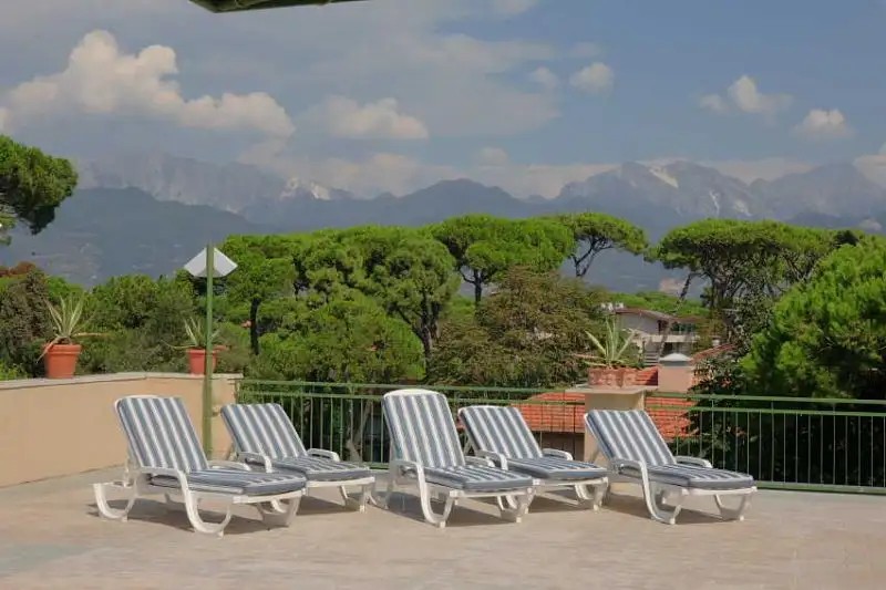 PRESIDENT FORTE DEI MARMI