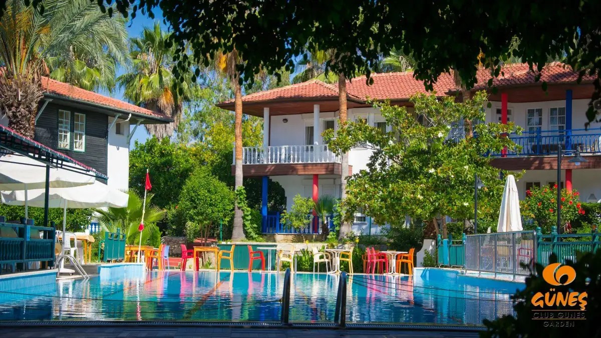 CLUB GUNES GARDEN