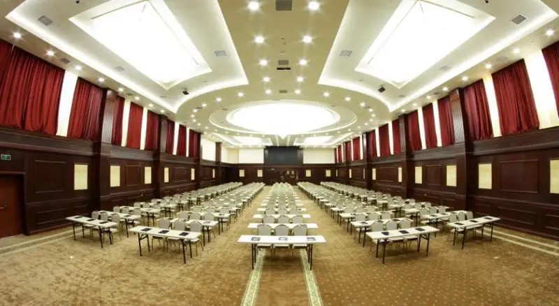 GOLDEN PALACE RESORT & SPA