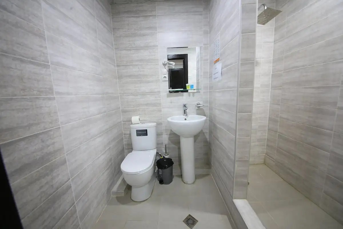 TOLIA HOTEL