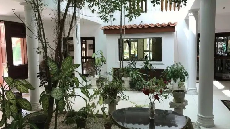 PALM BEACH VILLA