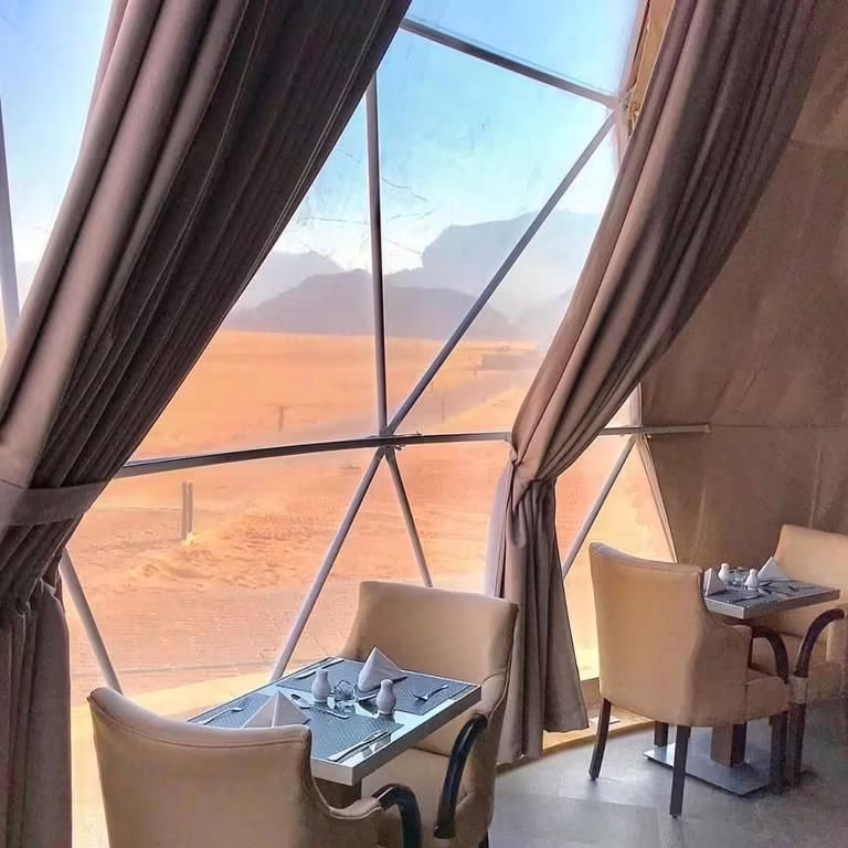 WADI RUM BUBBLE LUXOTEL