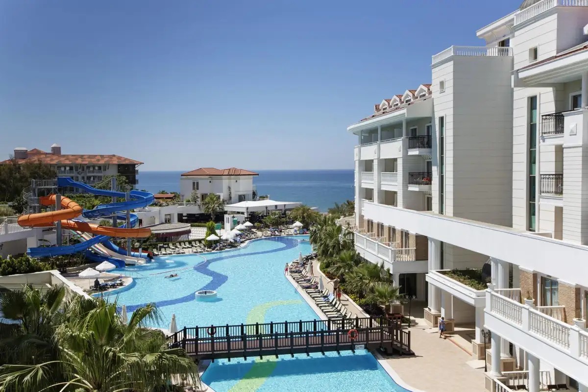 ALBA QUEEN HOTEL