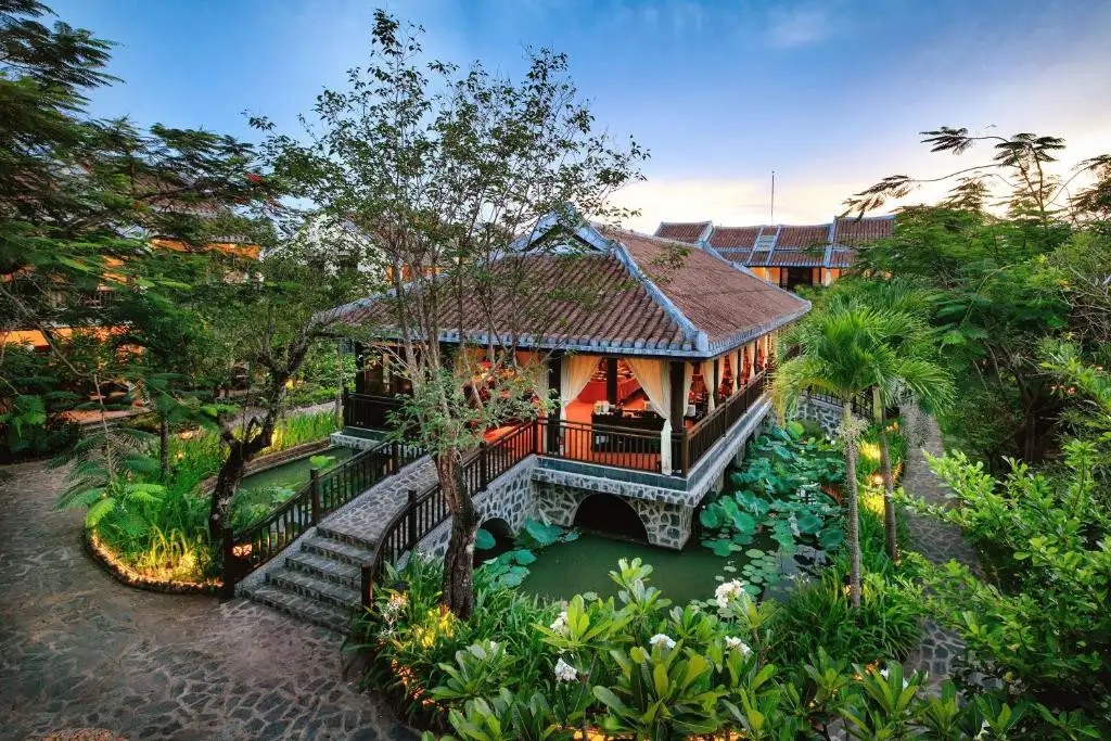 MULBERRY COLLECTION SILK VILLAGE HOI AN