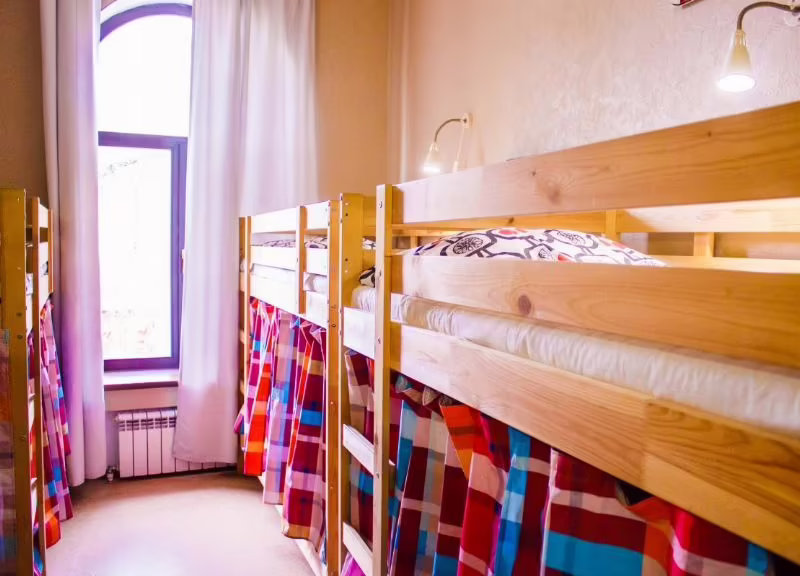 U HOSTEL