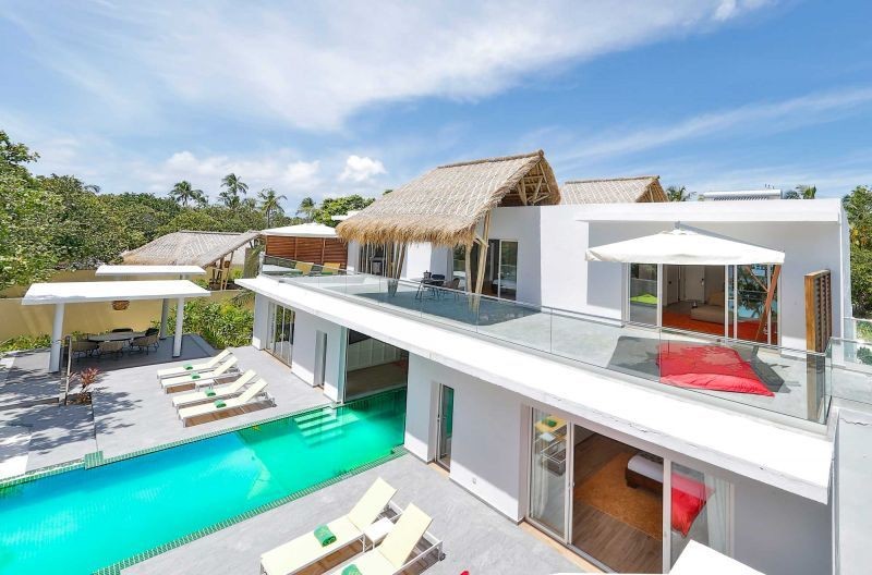 royal beach villa