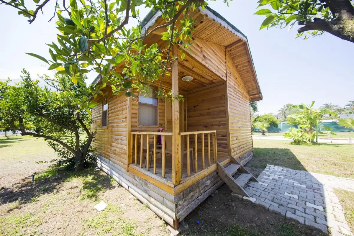 ELAMIR BEACH BUNGALOW
