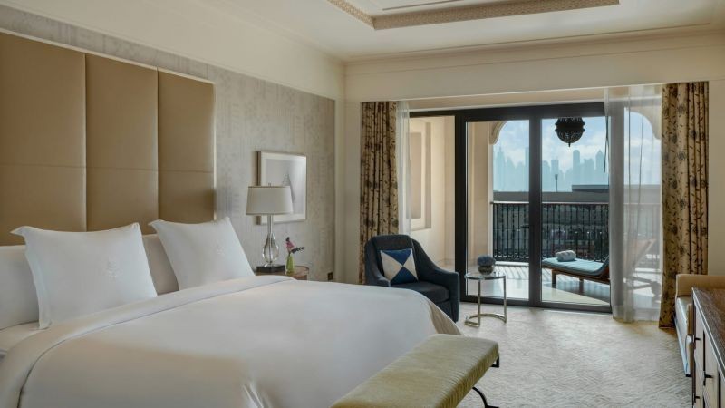 jumeirah skyline suite