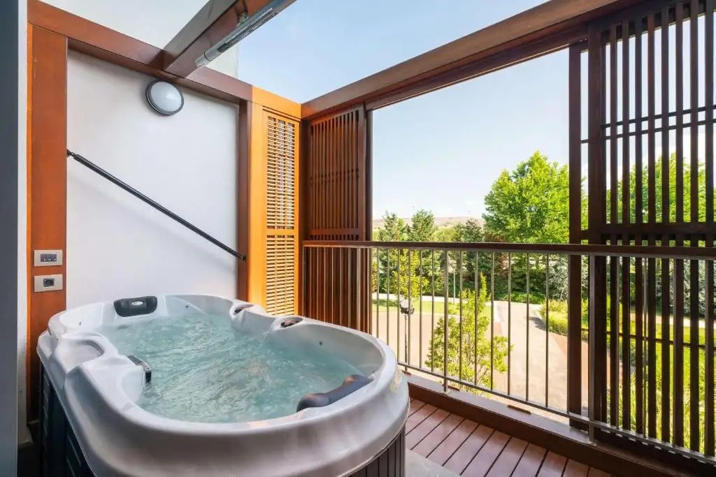 RADISSON BLU HOTEL & SPA, ISTANBUL TUZLA